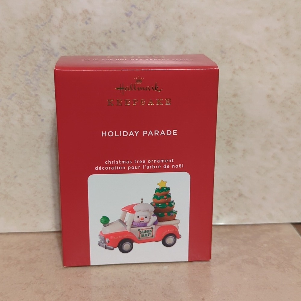 Hallmark Christmas Ornament 2020 Holiday Parade Bakery‎ Truck New In Box